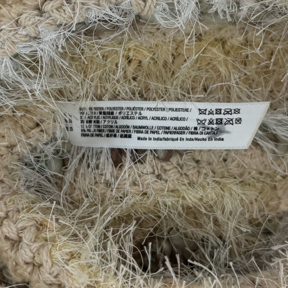 Urban Outfitters Multi Fuzzy Crochet Bucket Hat Beige NWOT OS - Picture 6 of 7